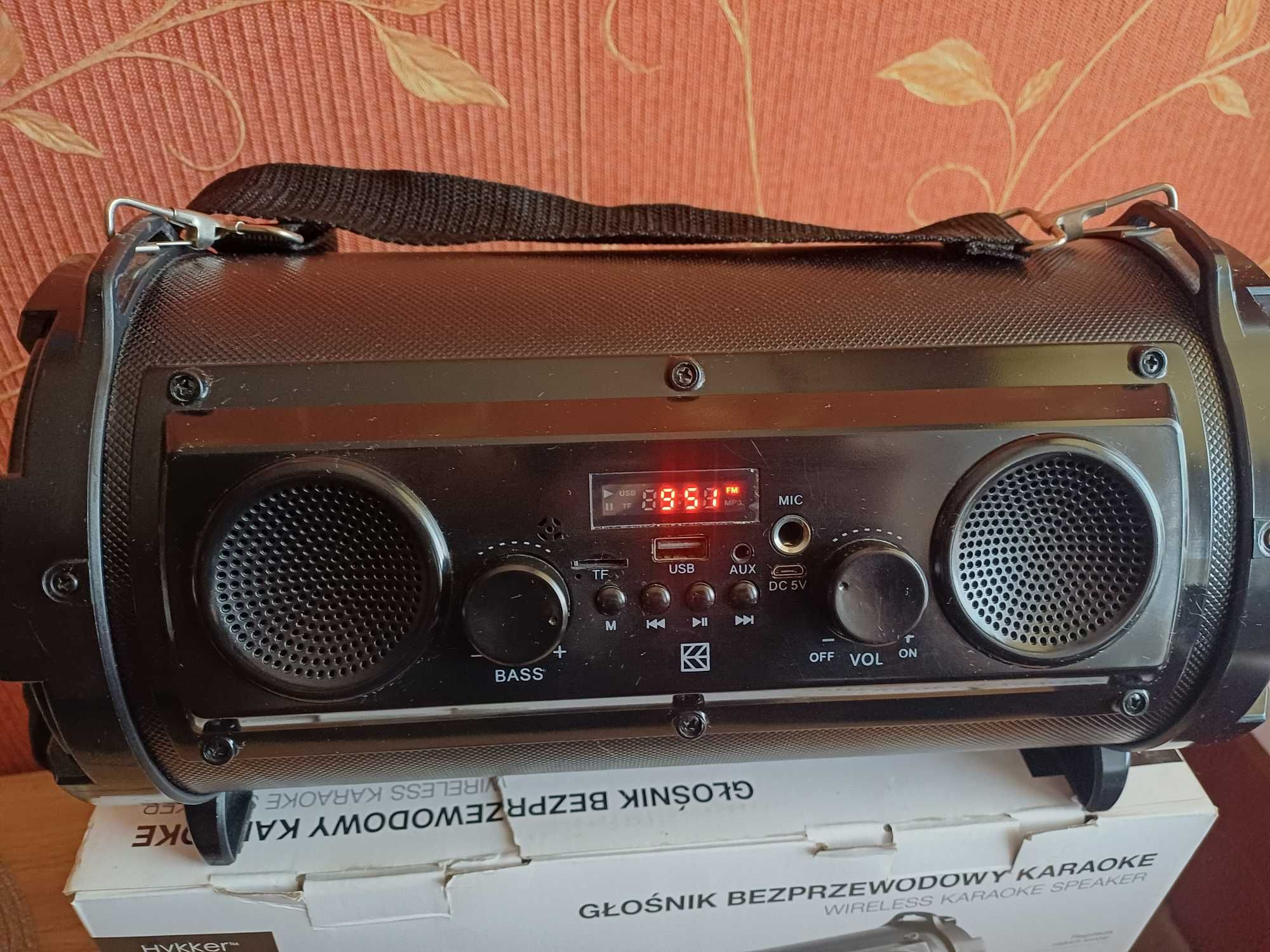 Głośnik bezprzewodowy karaoke + mikrofon