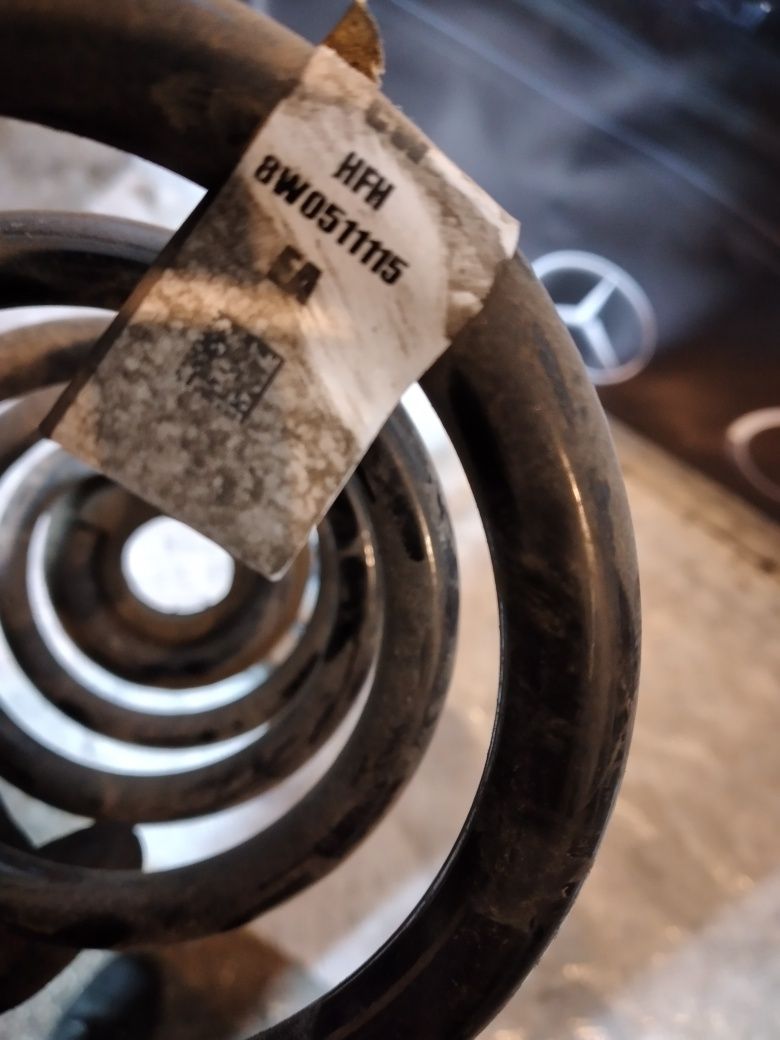 Audi a4 b9 sprężyny tył s line