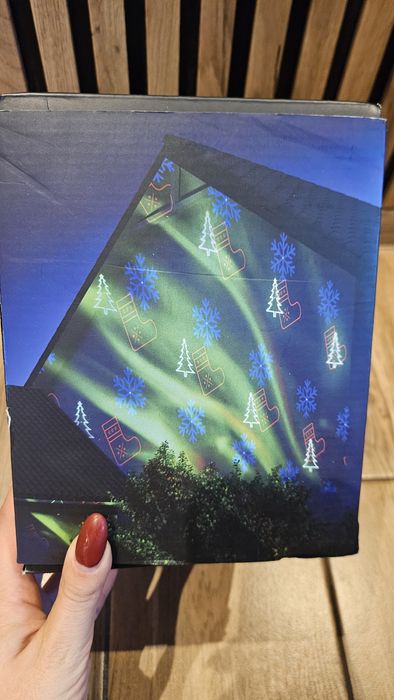 Govee Outdoor Projector Light projektor zewnatrzny na dom swiateczny