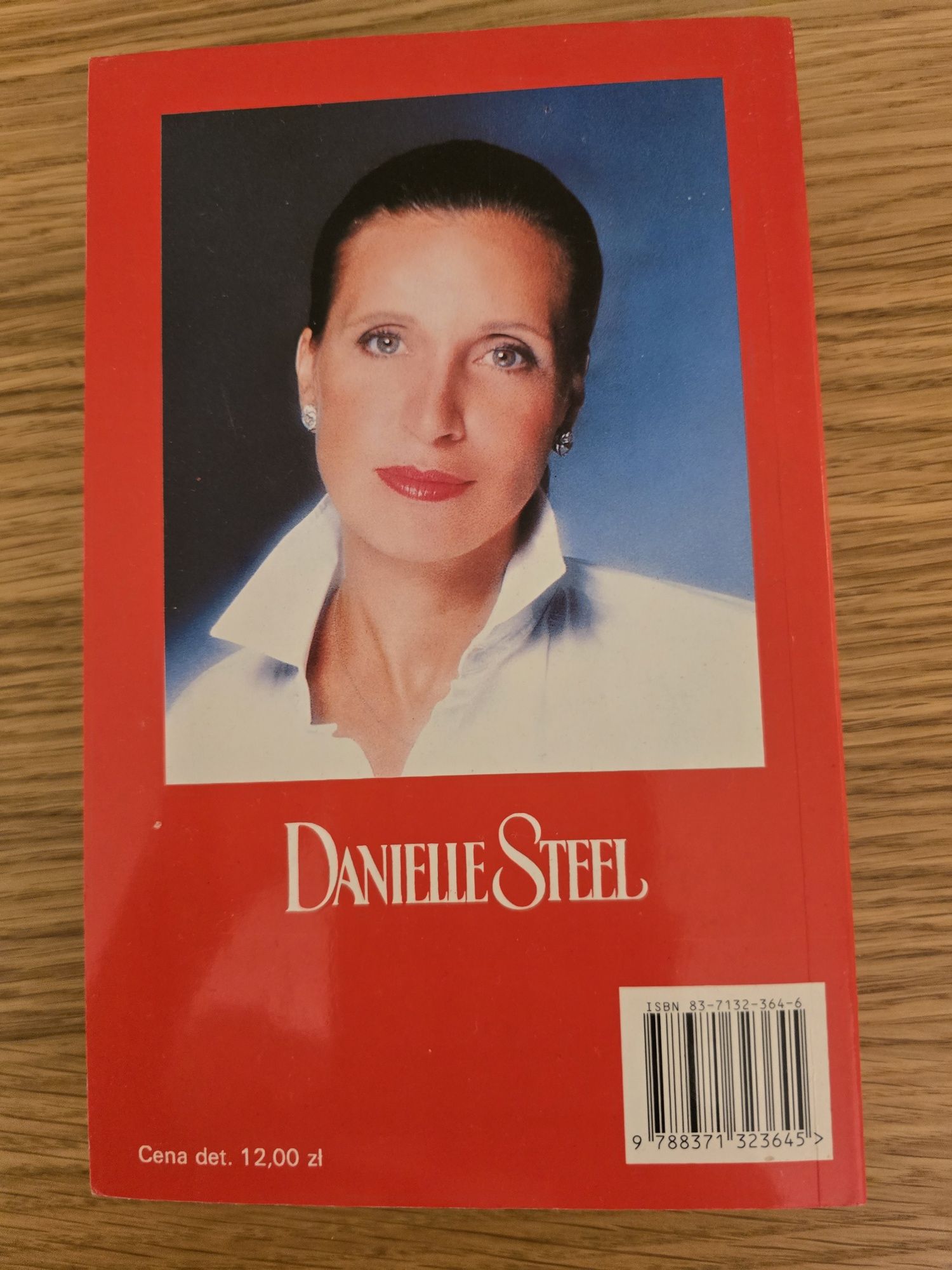 Książki J.Grisham,F.Forsyth,Danielle Steel