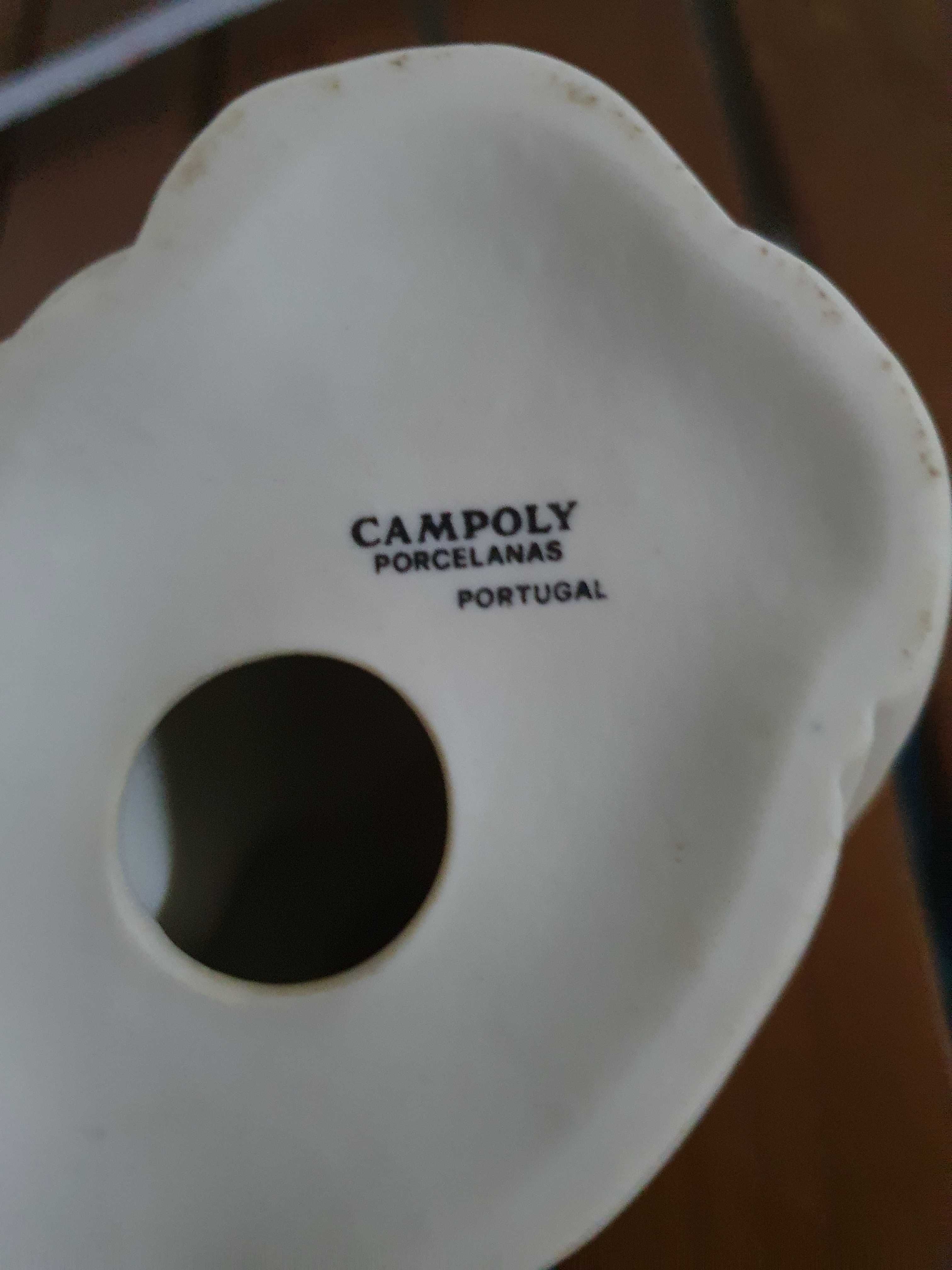 Buda miniatura antigo em porcelana campoly