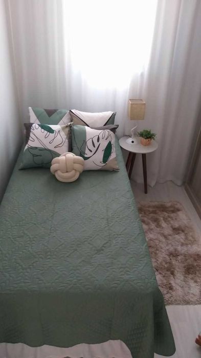 Vendo cama de ferro colchão e estrado Odivelas