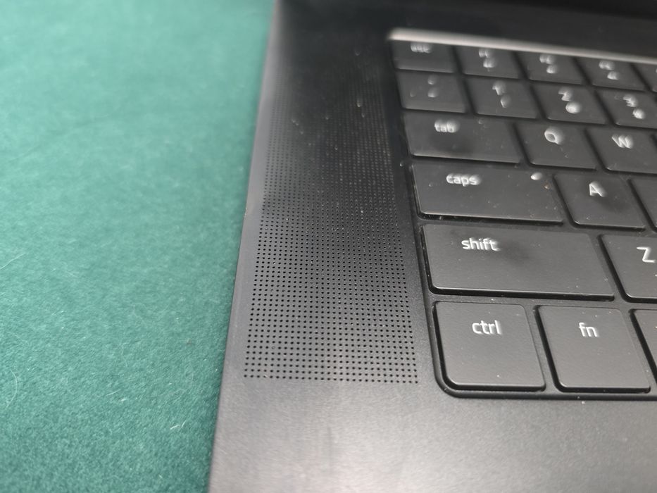 Razer Blade 16 I9 13950HX/RTX 4090 RAM 32GB SSD 1TB Mini-LED 4K