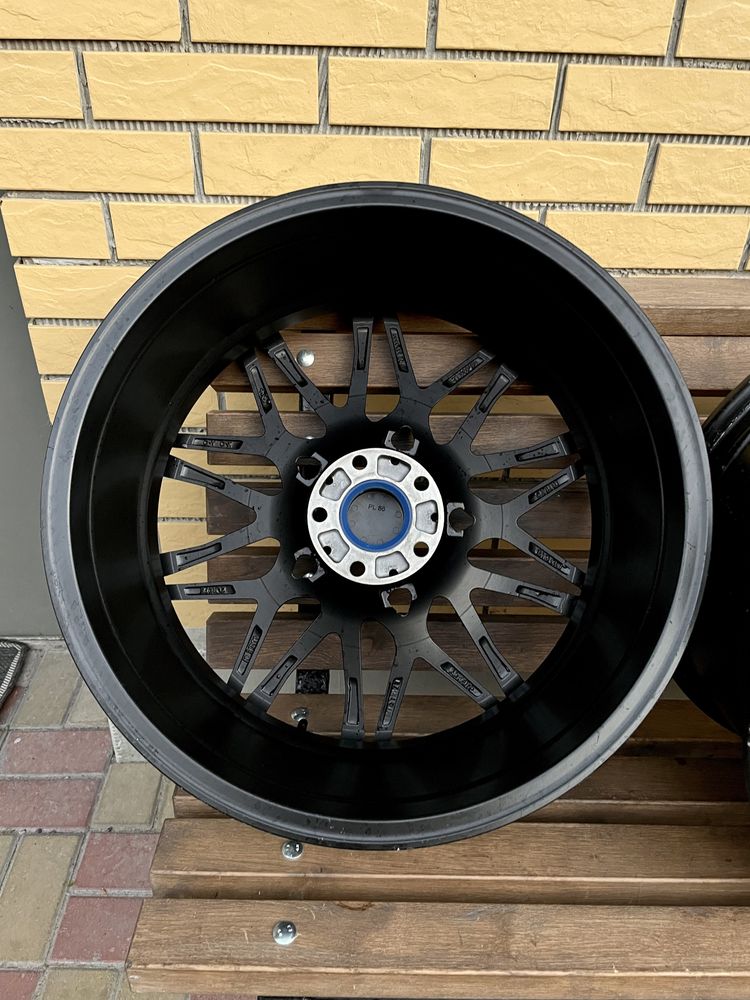 Диски Carmani R19 5.112 ET45 Ауді А4 А5 А5 А6 А7 Q5 Тігуан Бмв G20 G30