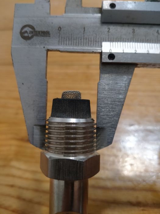 Нипельная поилка