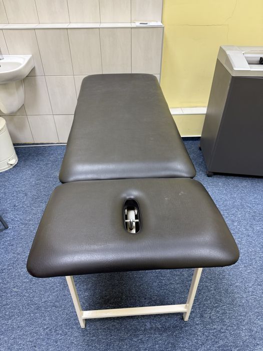 Łóżko stół do masażu z podnóżkiem