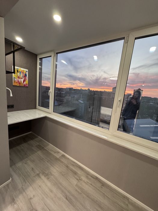 Аренда 3к.кв. Новострой 2000х, м. Центр рынок, Ул. Дмитриевская д.5.