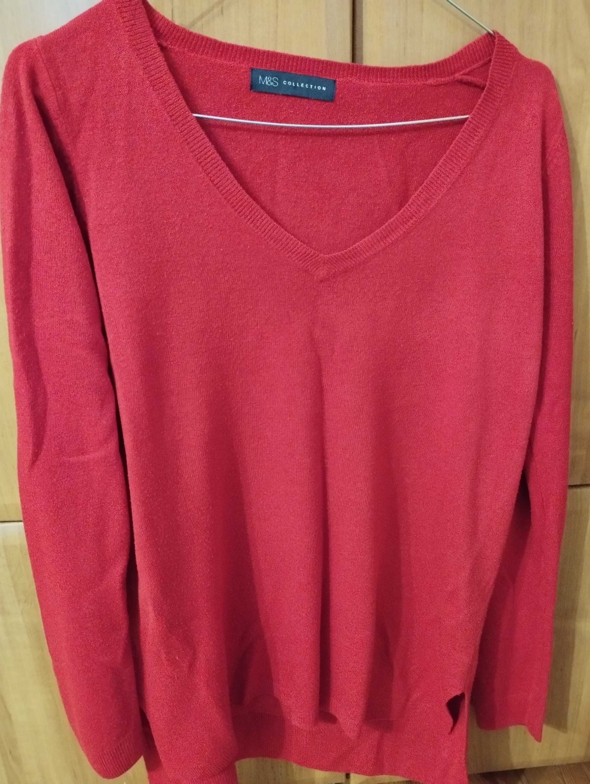Czerwony sweterek Marks&Spencer rozm. S lekki oversize