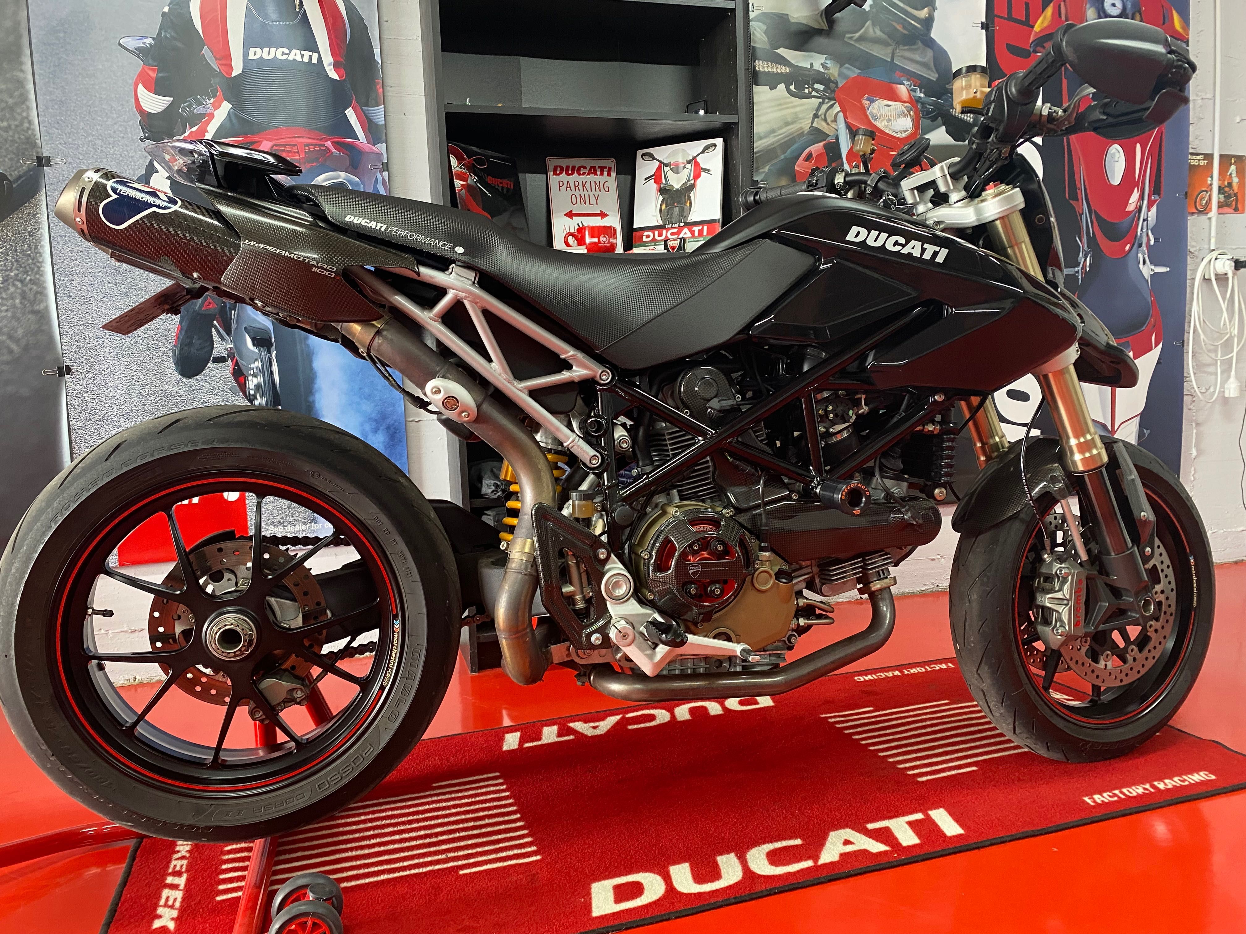 2008 Ducati Hypermotard 1100S