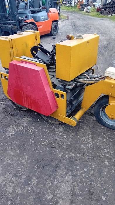 walec drogowy prowadzany silnik Andoria 1CA90