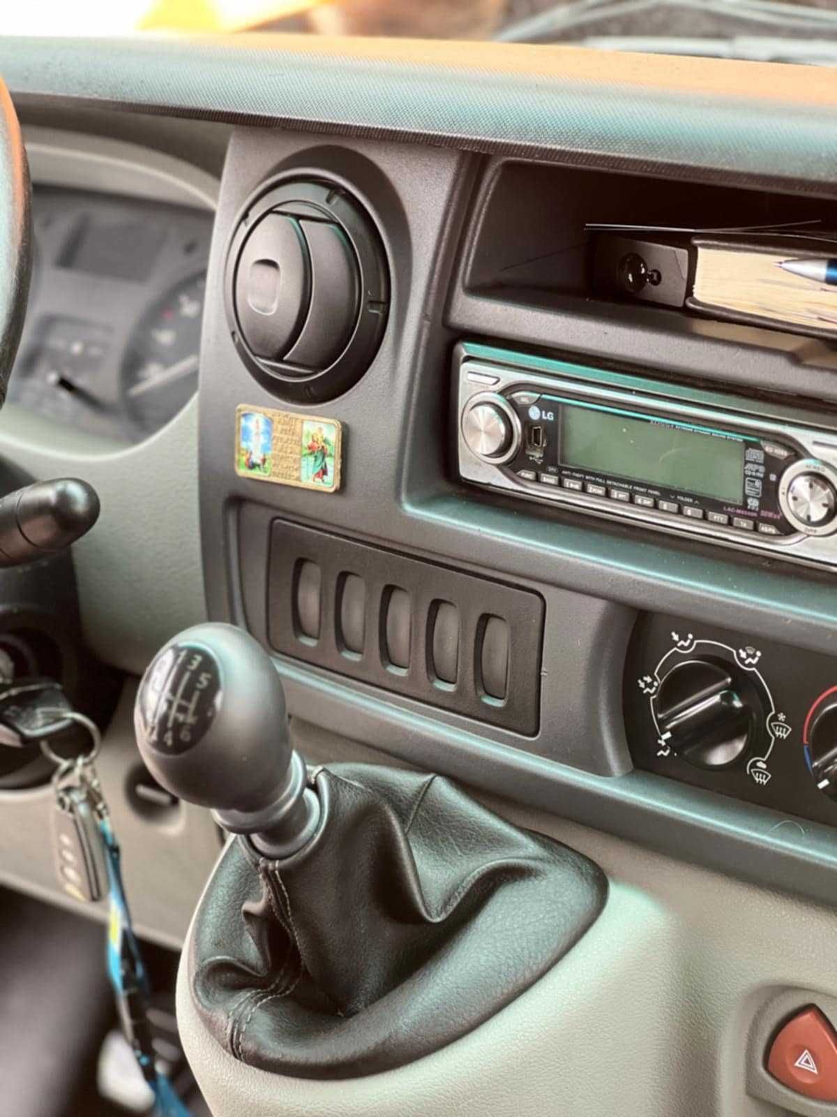 Renault MASTER 2.5 DCi, BRYGADÓWKA 7 osób