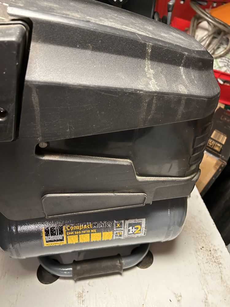 Kompresor Schneider Compact Master CPM 260