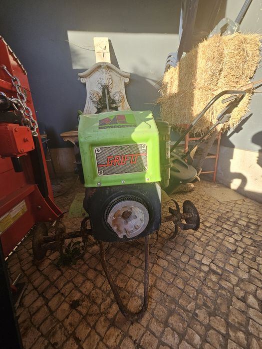 Motoenxada motor Lambordini