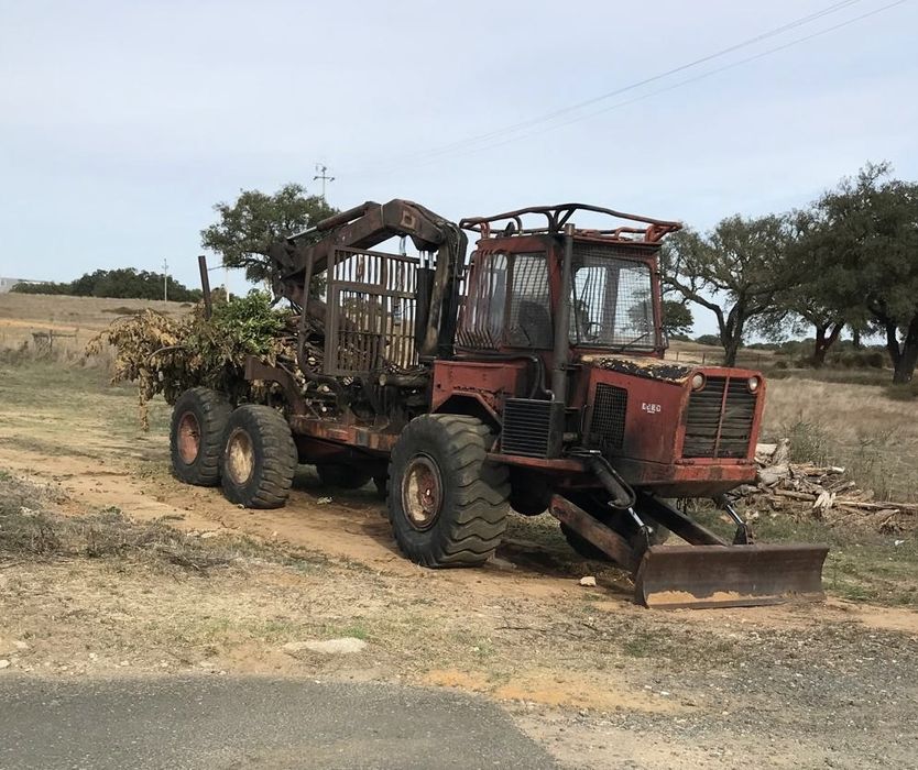 Kockums 850 Maquina de rechega de madeira