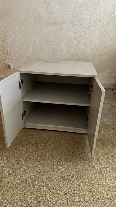 Conjunto de móveis de escritório – 5 peças por 50€