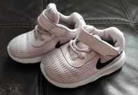 Buty niemowlęce Nike Tanjun jasno-różowe r. 21 (13 cm)