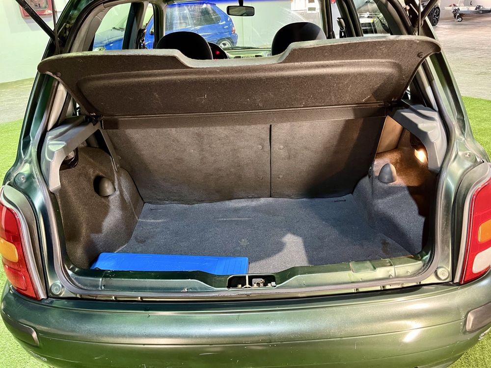 Nissan Micra 1.0i
