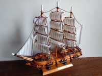 Макет (модель) корабля «GOLDEN HIND».