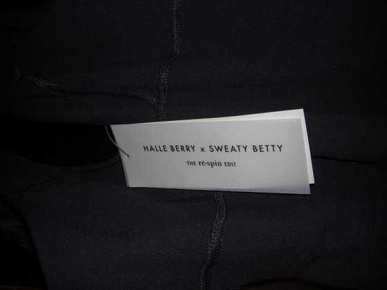 Sweaty Betty X HALLE BERRY  sukienka