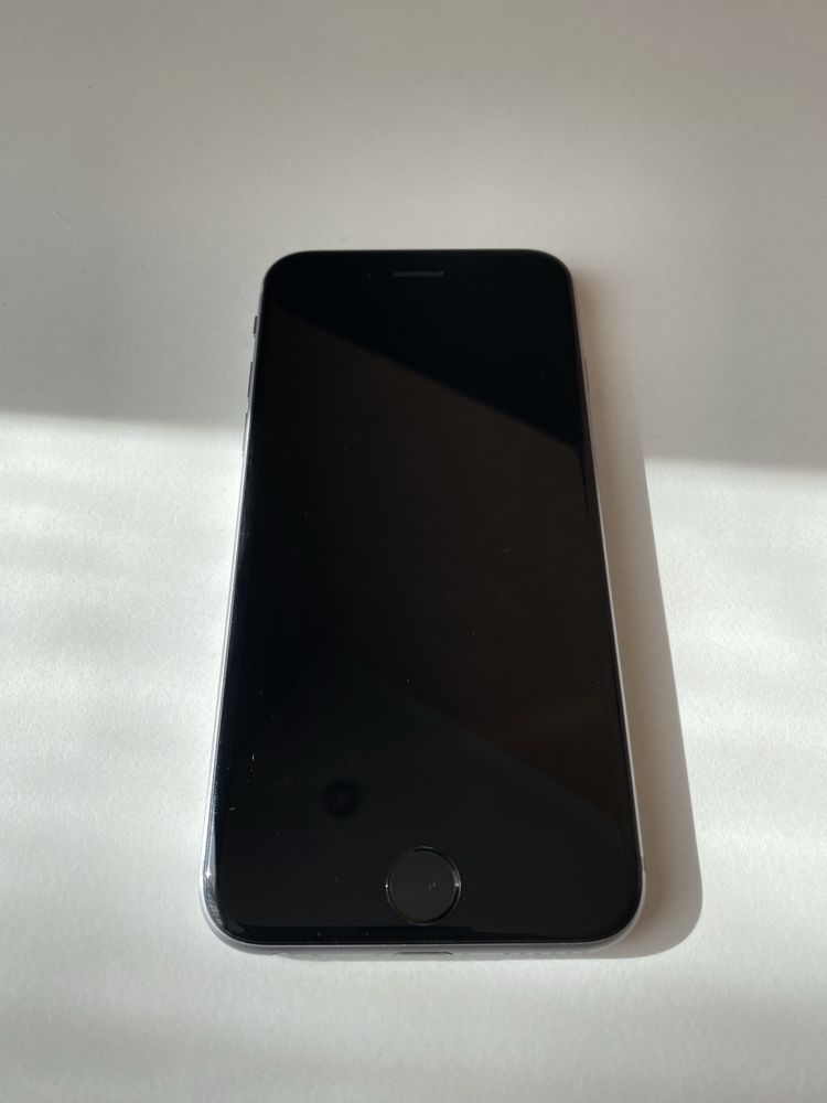 iPhone 6s 16gb (Space Gray)