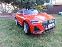 MEGAAUTKA.PL Auto na akumulator Audi e-tron 4×4 180 Watt samochód