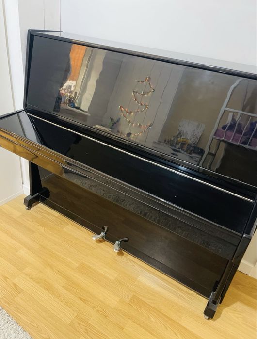 Продам фортепіано україна