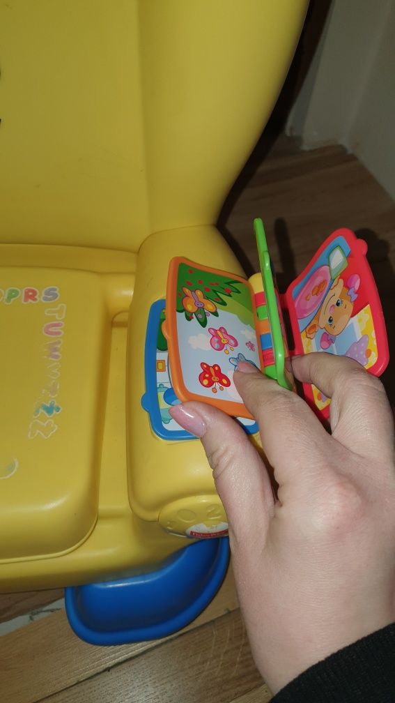 Fisher Price Centrum zabawy Fotelik Malucha interaktywna edukacyjna