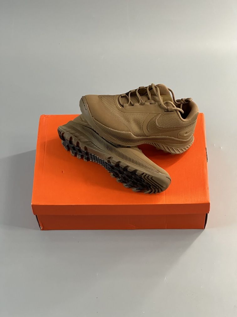 Тактичні кросівки Nike React SFB Carbon Low Coyote 42,5 розмір.