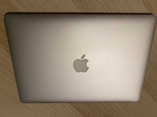 MacBook Air 13-inch Early 2015