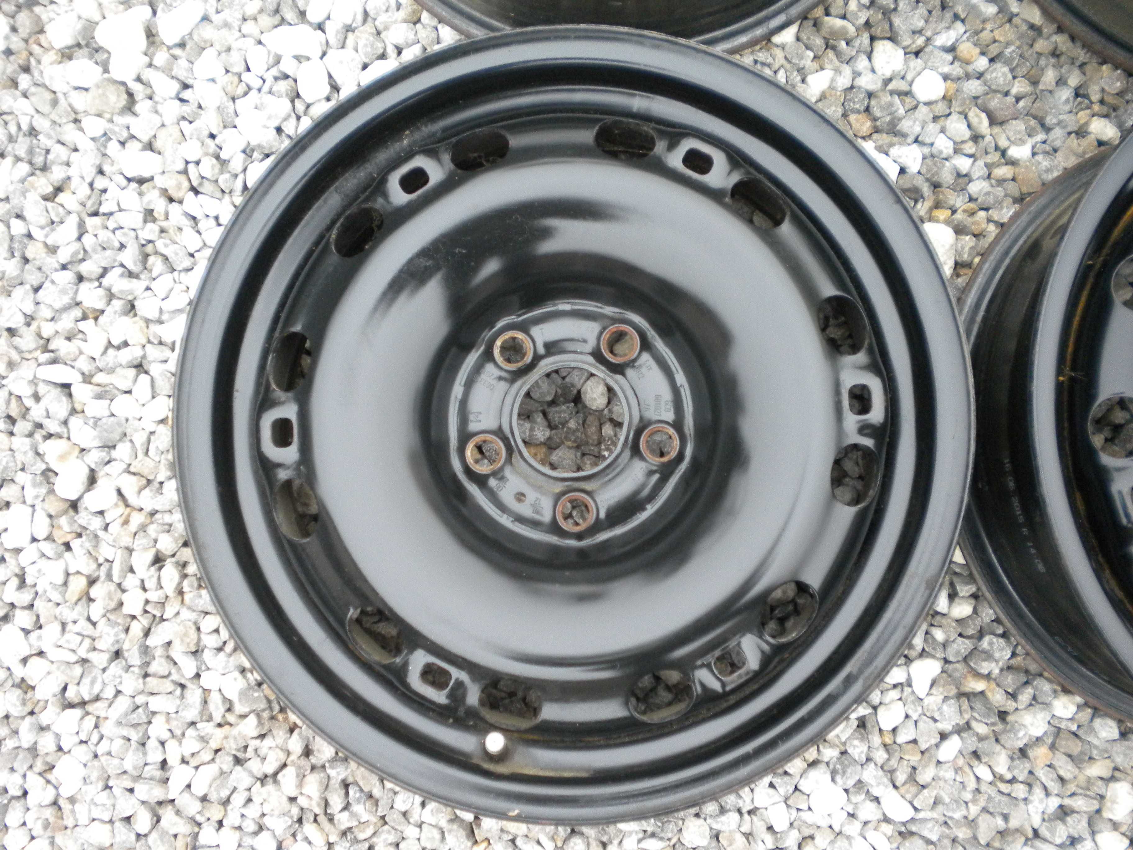 Felgi stalowe 15 5x100 et38 VW Polo Skoda Fabia, Rapid Seat Ibiza
