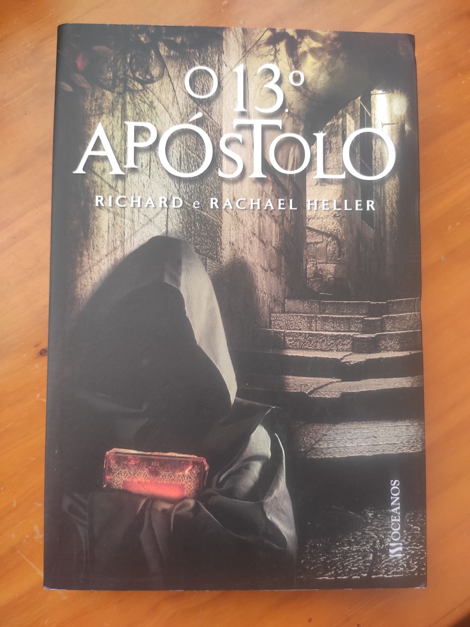 Livro "O 13° Apóstolo"