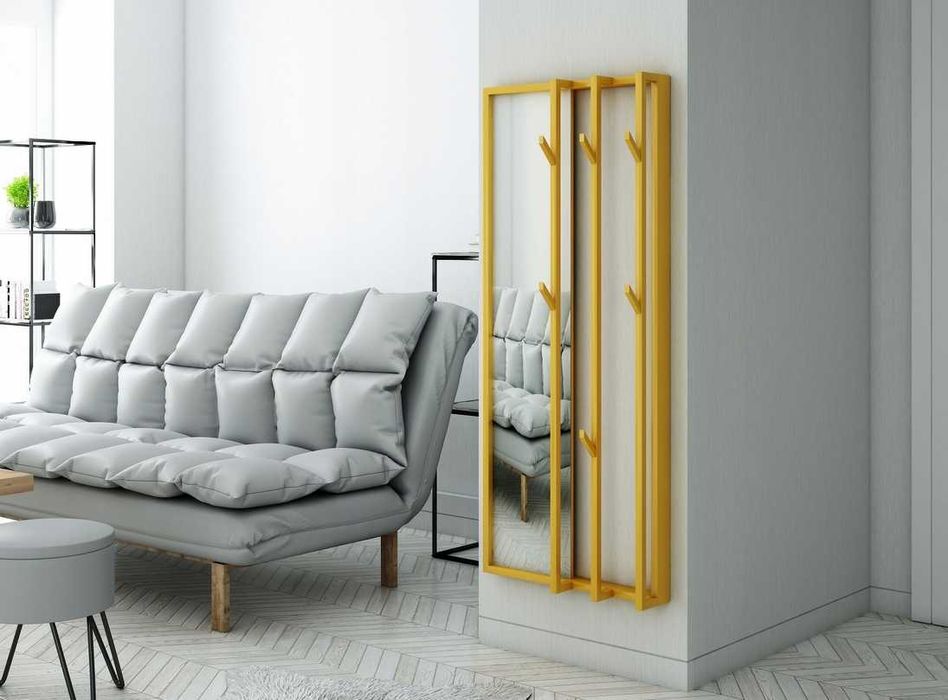 Złoty wieszak z lustrem