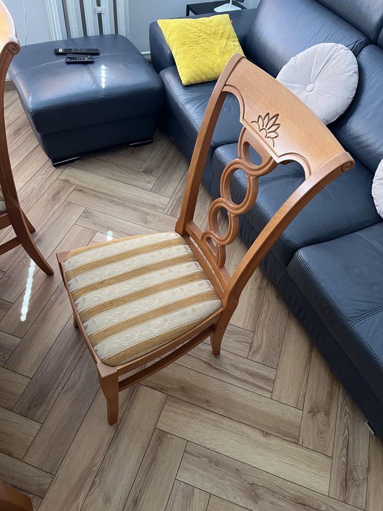 Stół drewniany + 6 krzeseł