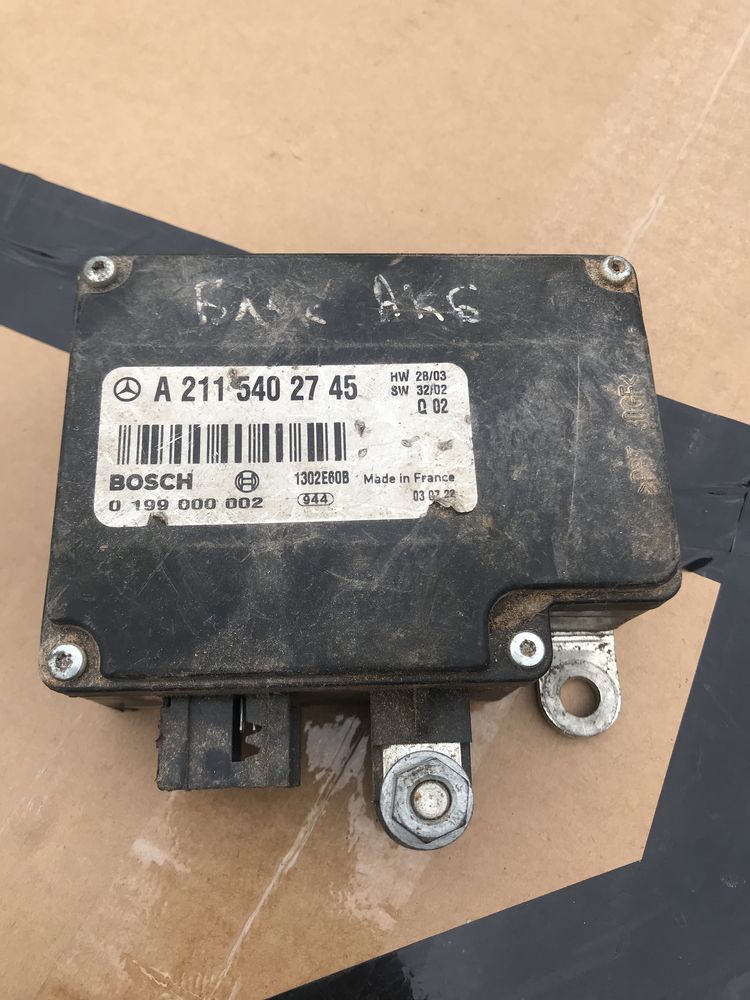 Блок управления ДВС Модуль аккумулятора Mercedes W211 A2115402745