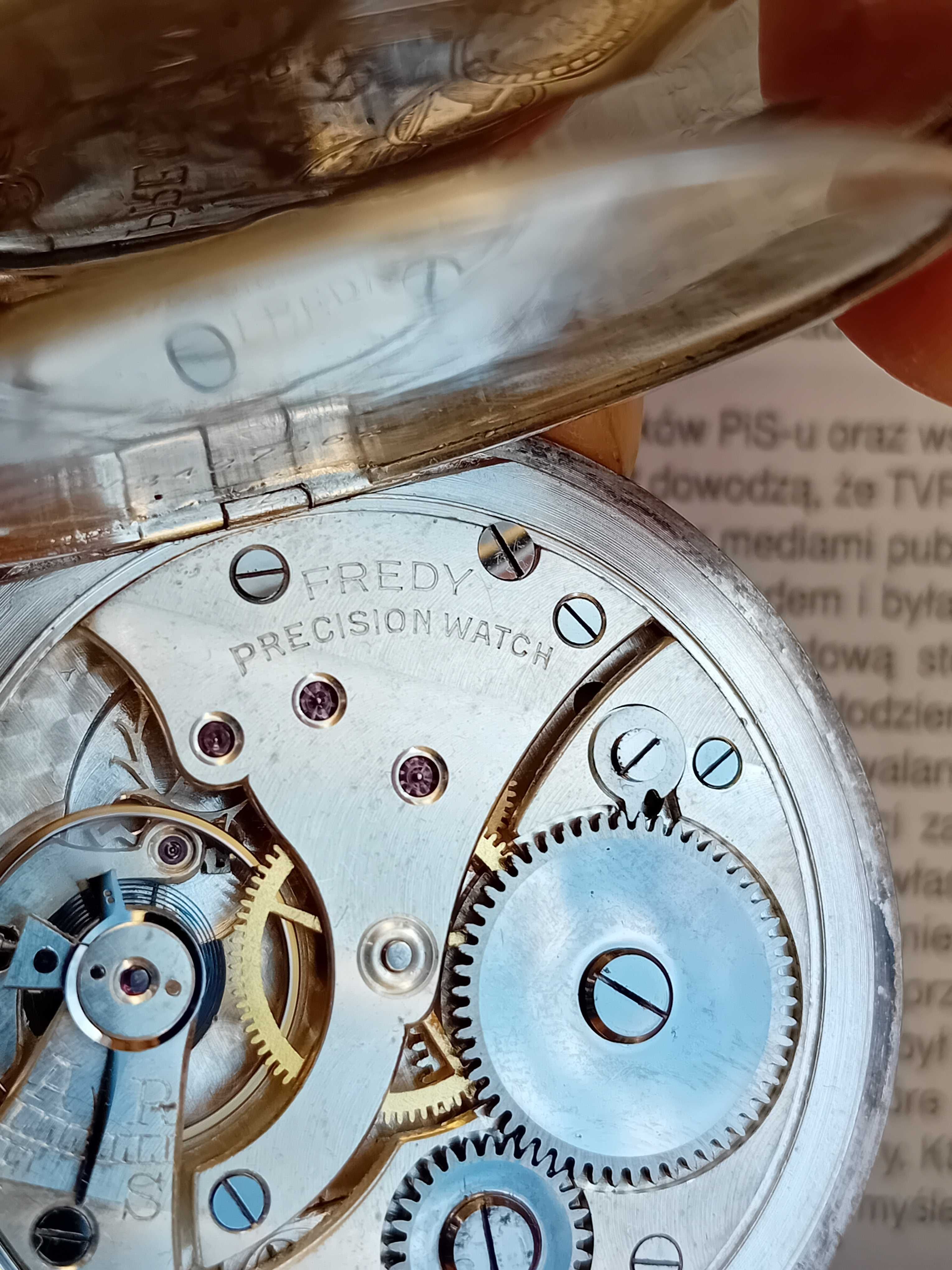 Fredy Precision Watch zegarek kieszonkowy w srebrnej kopercie