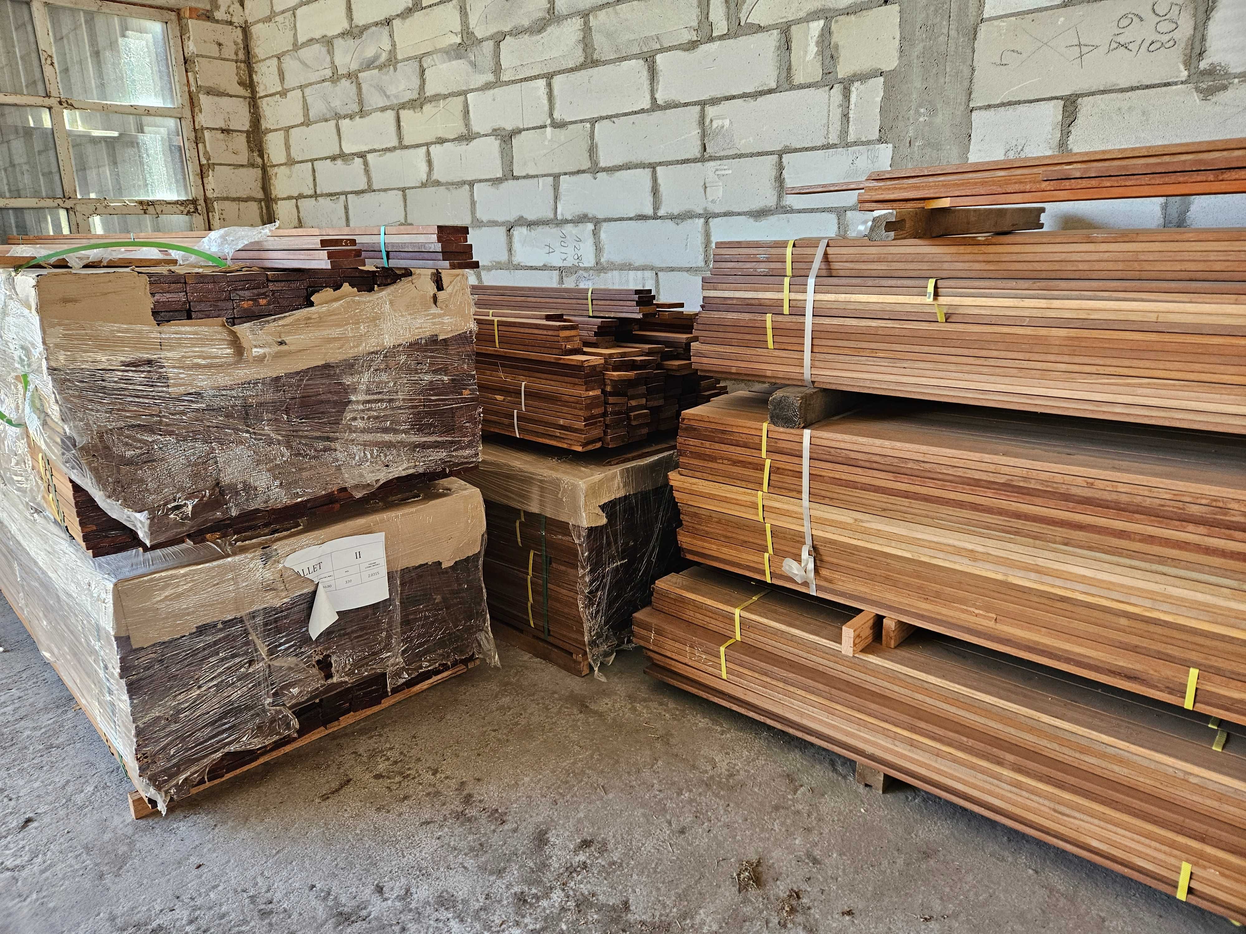 taras z drewna egzotycznego bangkirai, mahoń, teak