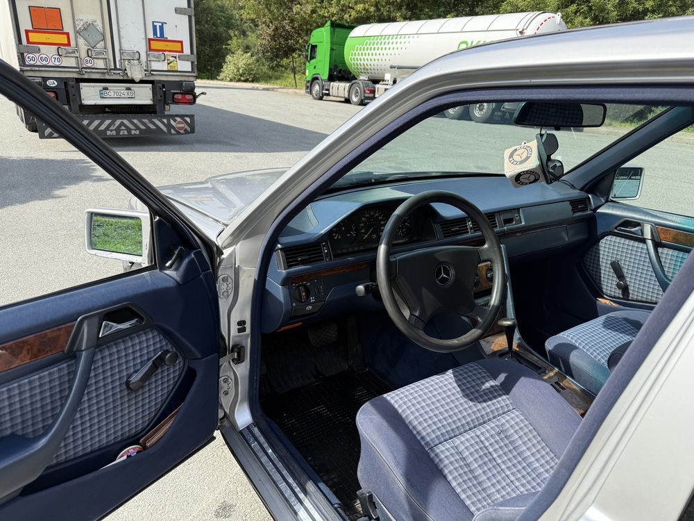 Mercedes w124 300d
