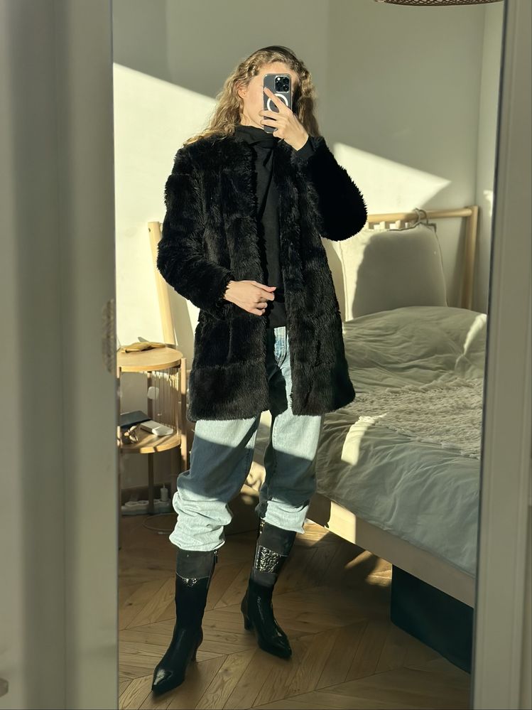 MANGO Casual S / XS czarne futro futerko eleganckie Sylwester