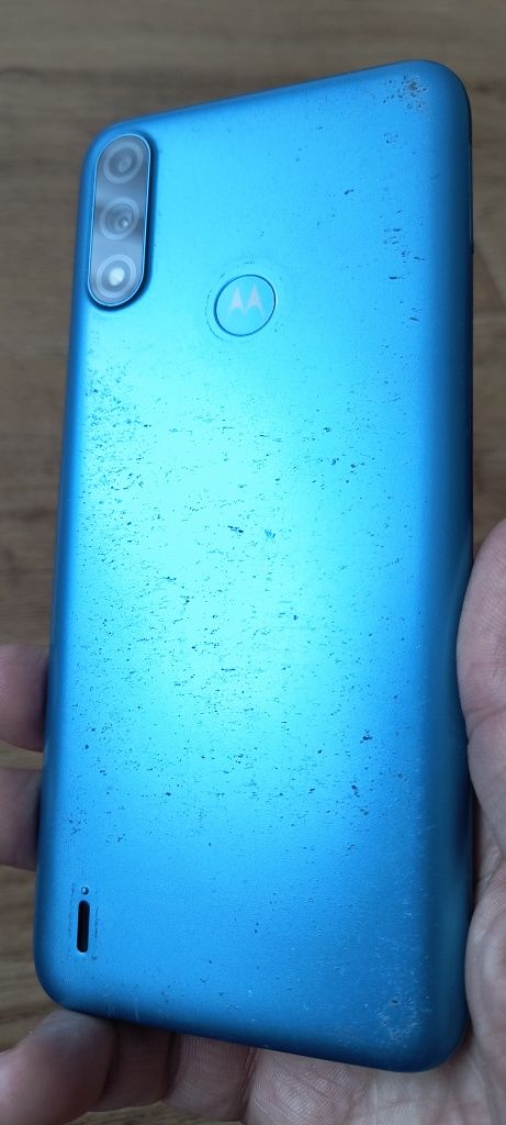 Motorola E7 power