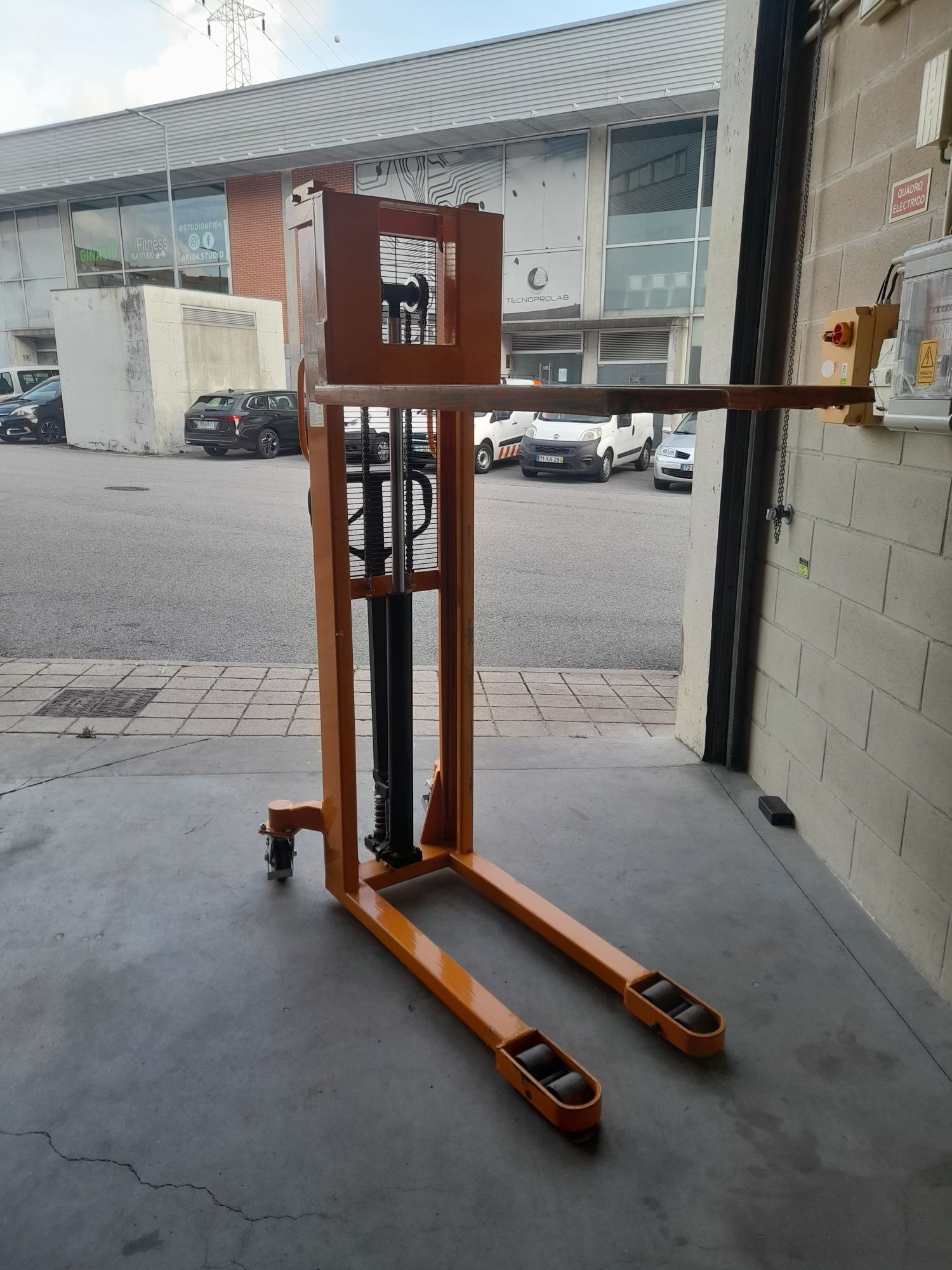 Empilhador Manual 1000kg