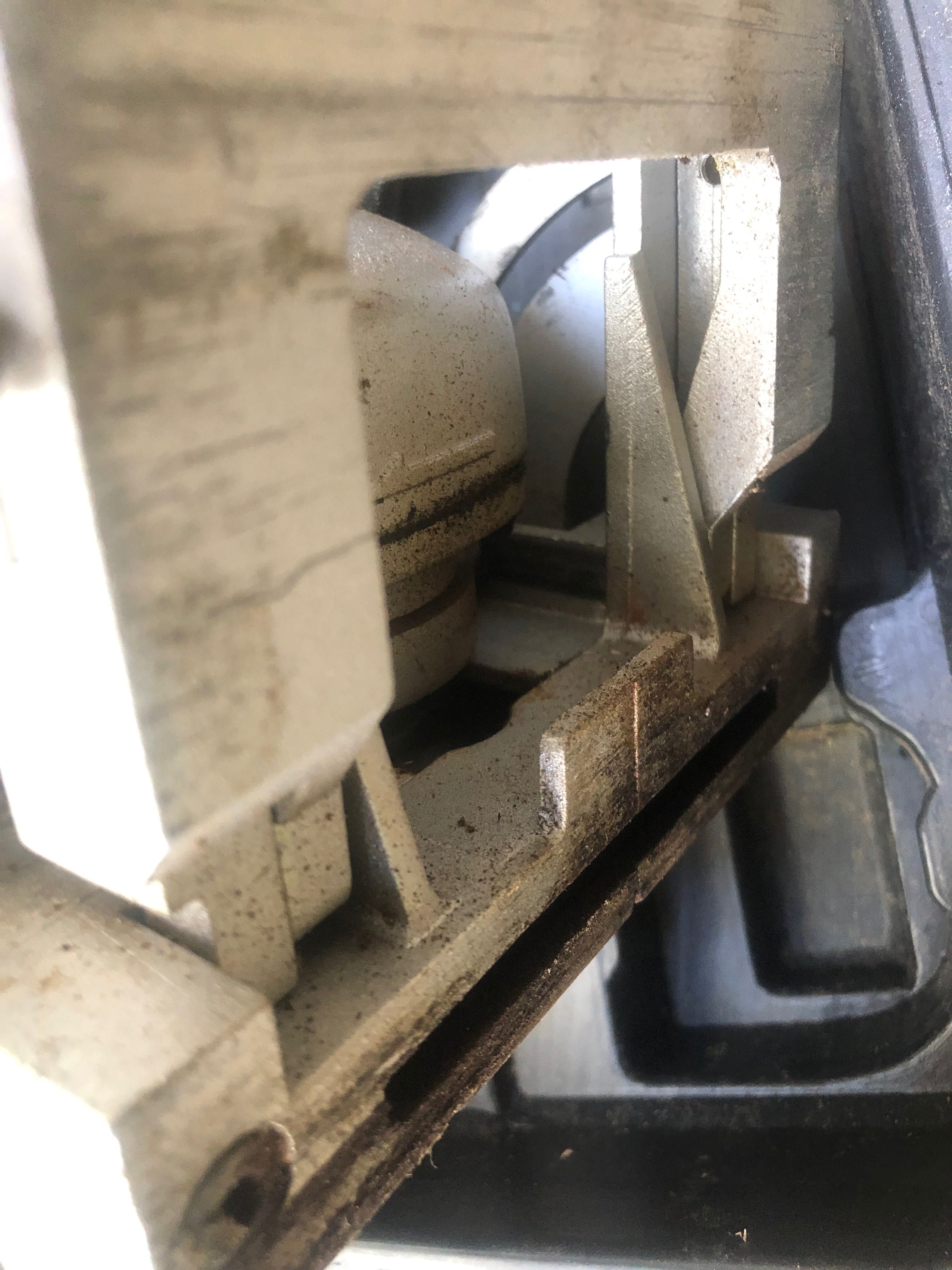 Máquina de cortar faixas ou marcos portas