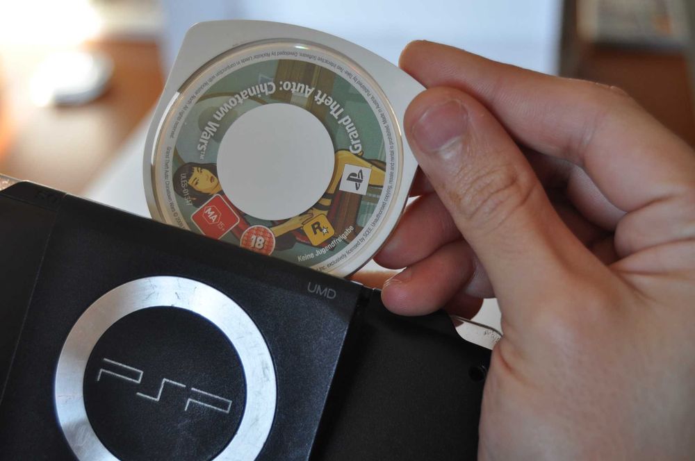 Grand Theft Auto: Chinatown Wars - Playstation Portable