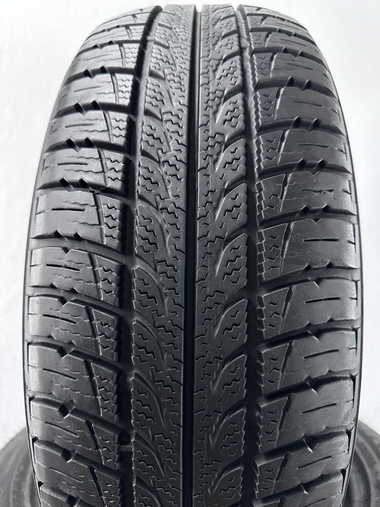 2шт бу всесезон 205/60/R16 6,9мм Kumho Solus Vier All Weather