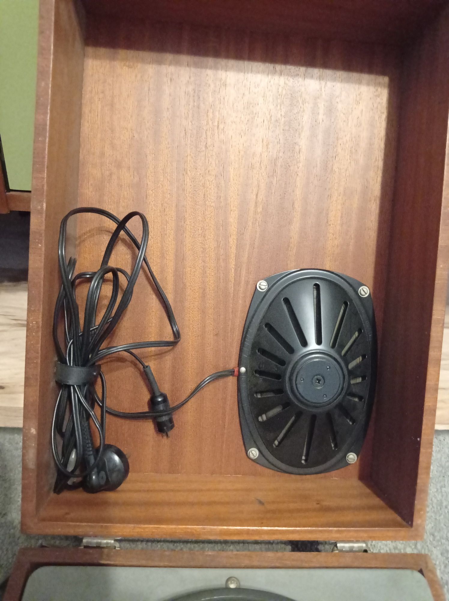 Gramofon Unitra WG 511