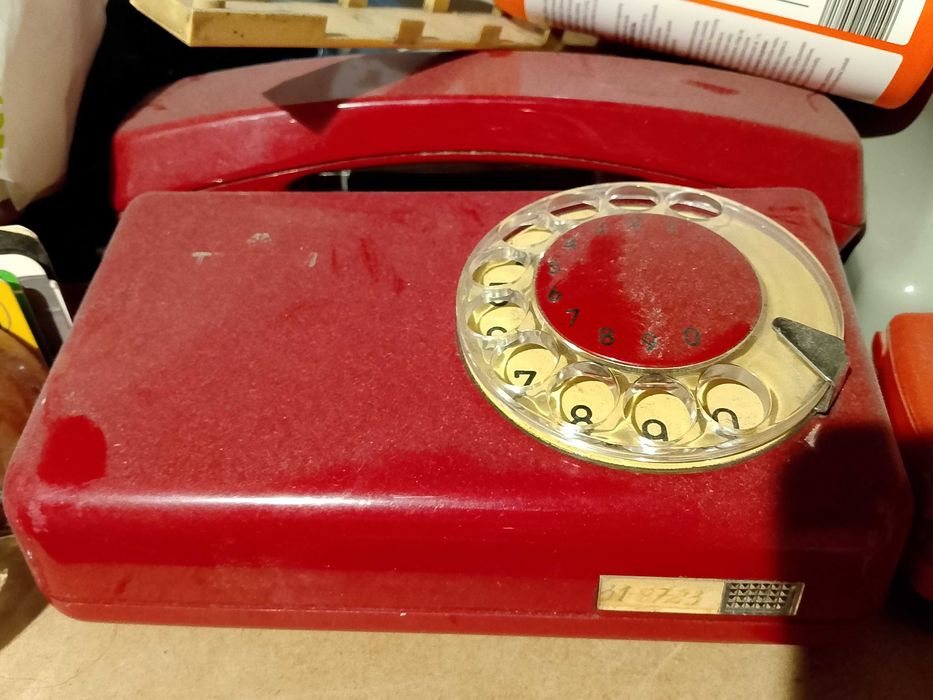 Telefony PRL nakręcane