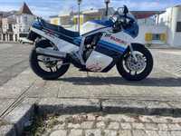 Suzuki gsxr 750 de 85