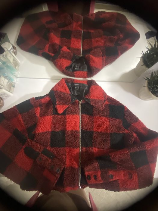 Мяка коротка куртка