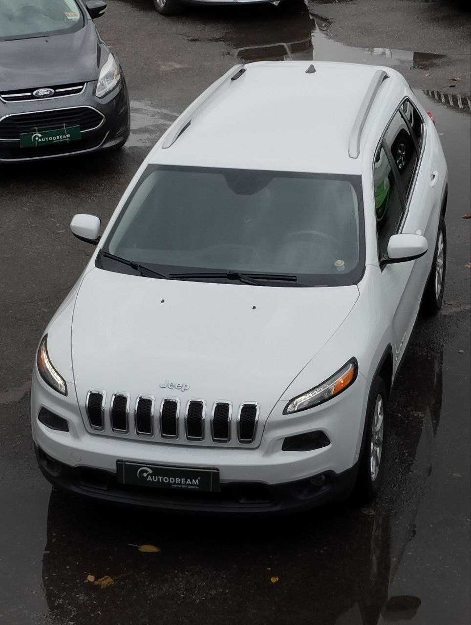 Jeep Cherokee LATITUDE , 2015 року. 2.4 бензин. Джип Чероки