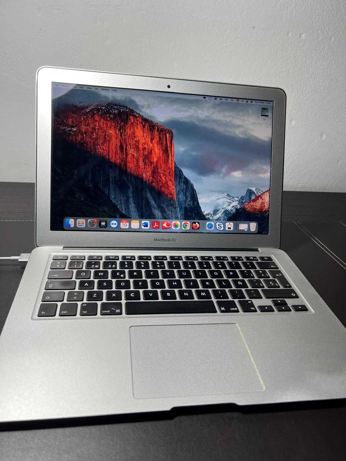 Laptop Apple MacBook Air 13.3" 256GB srebrny w super stanie