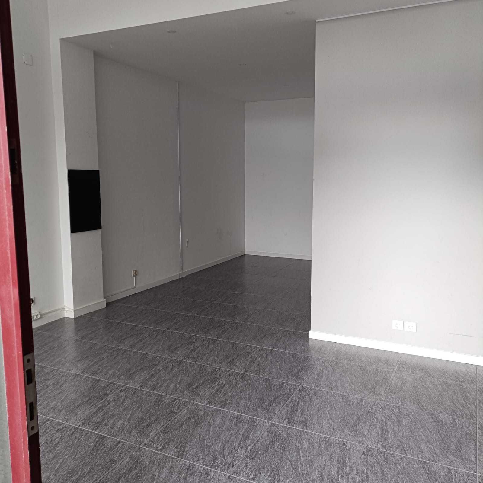 Loja - Gaia central «» 51 m2 «» ao Gaia Shopping e Hospital Privado
